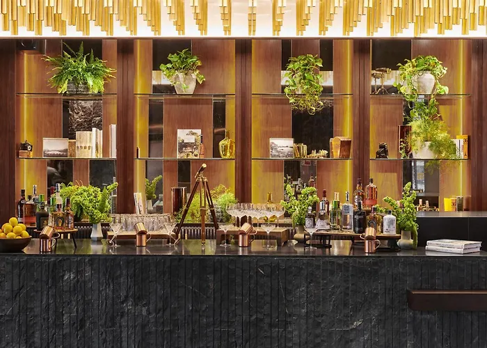 Thompson Madrid, By HyattAlbergo